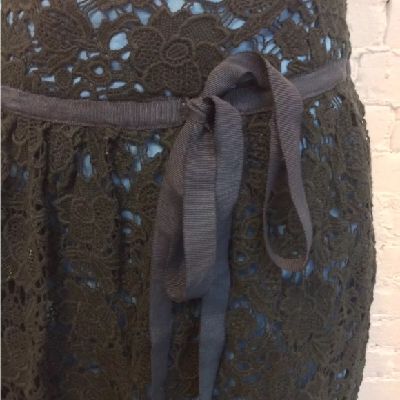 Sundance pleated knee length lace skirt blue black size 16 - Picture 6 of 8